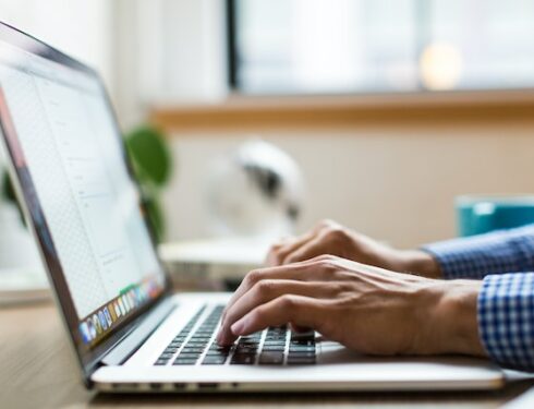 How to become a programmer: tips for beginners